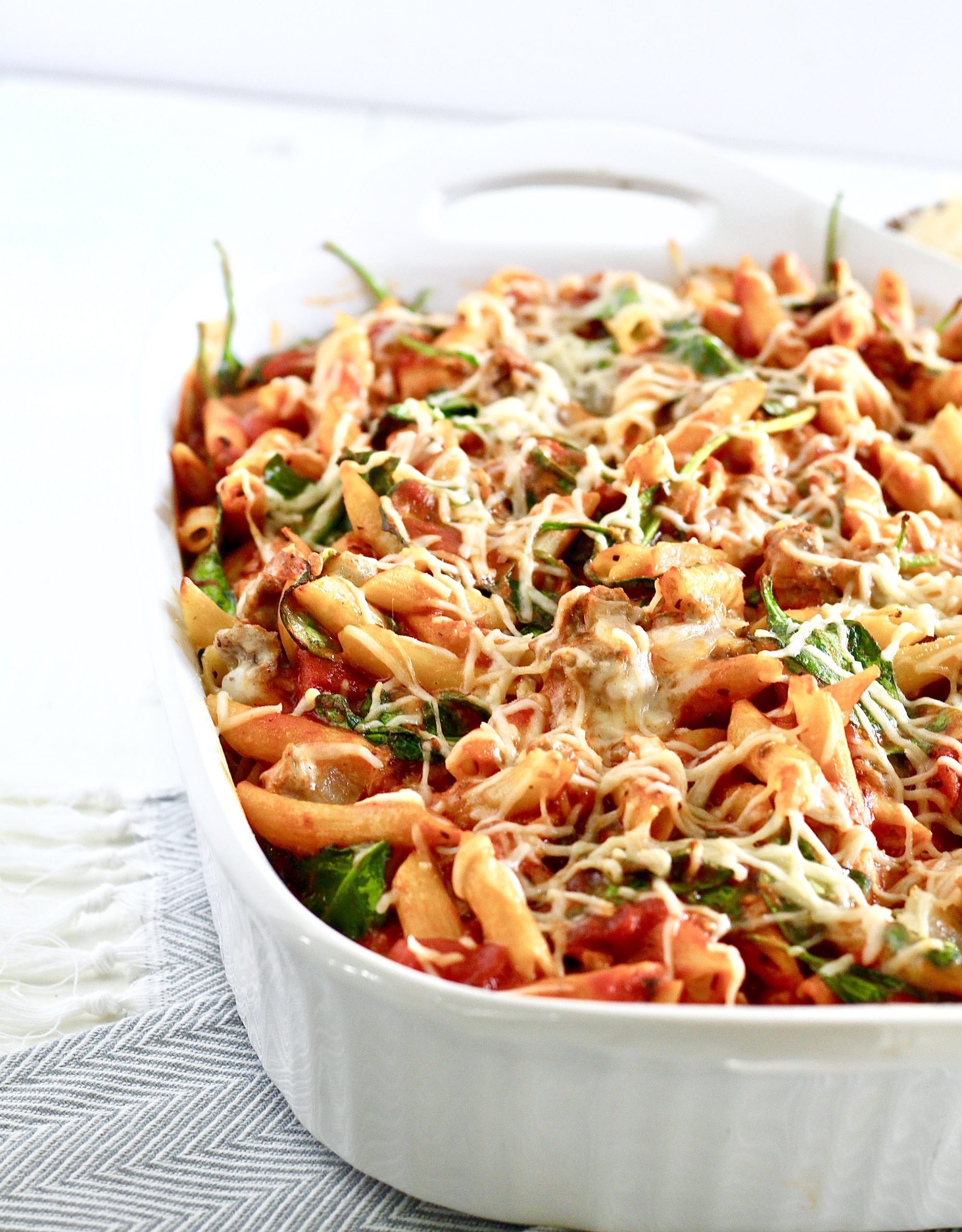  Cheesy Ground Lamb and Spinach Pasta Bake 