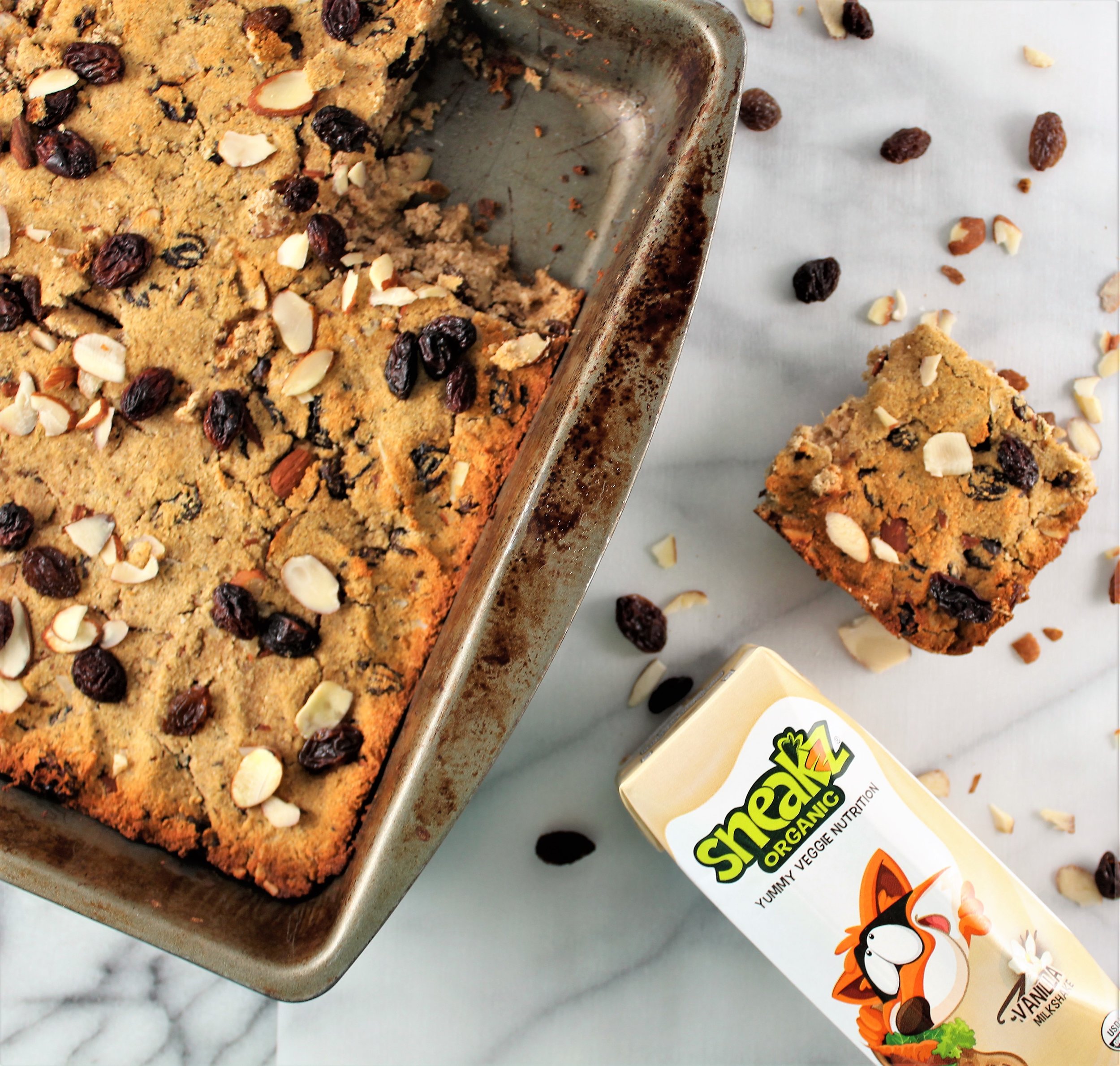  Cinnamon Raisin Crumble Blondies 