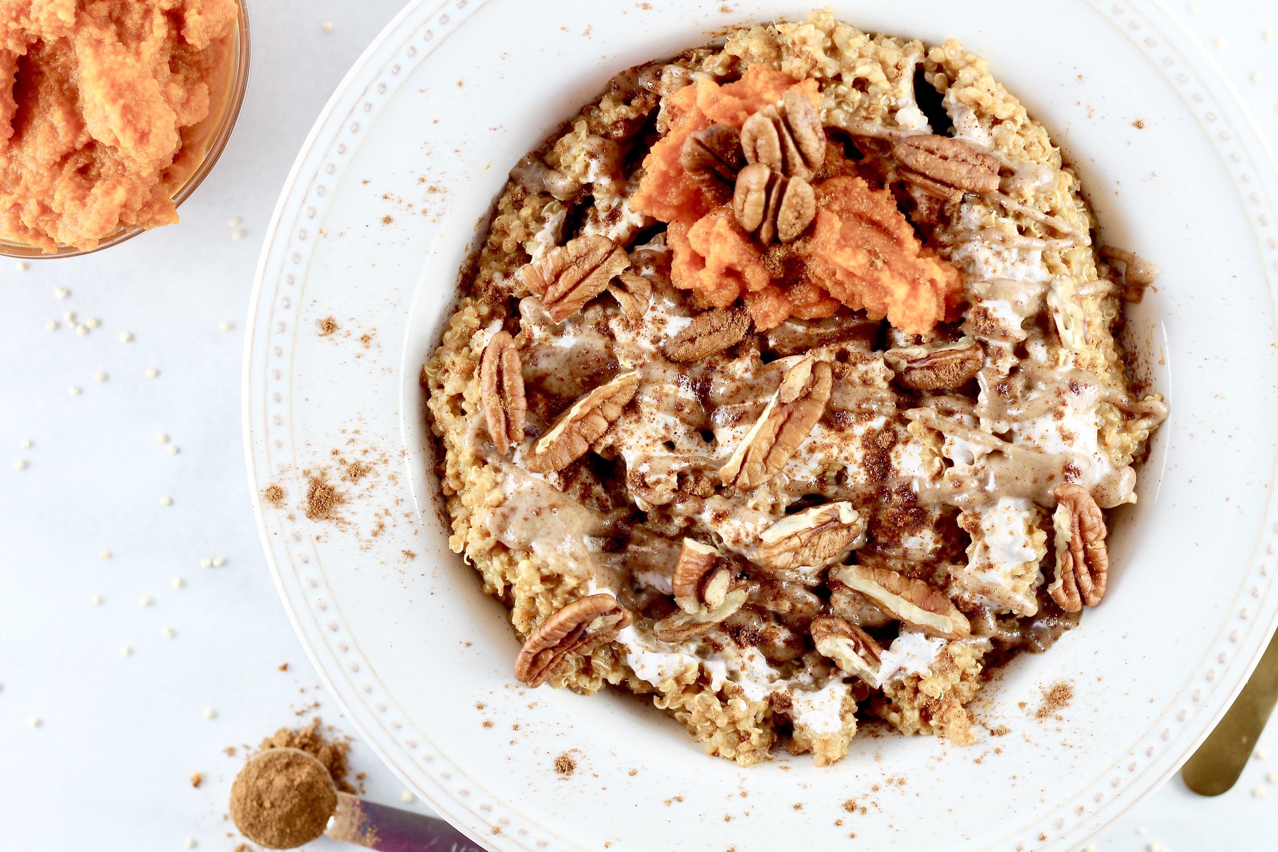  Pumpkin Spice Breakfast Quinoa Bowl 