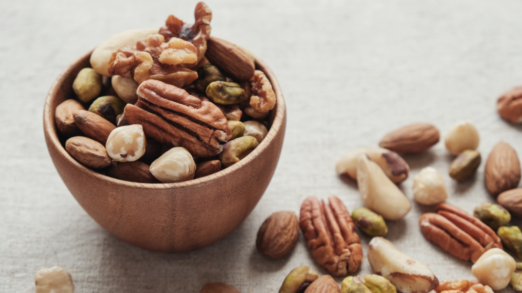 mixed nuts bowl bedtime snacks for diabetes