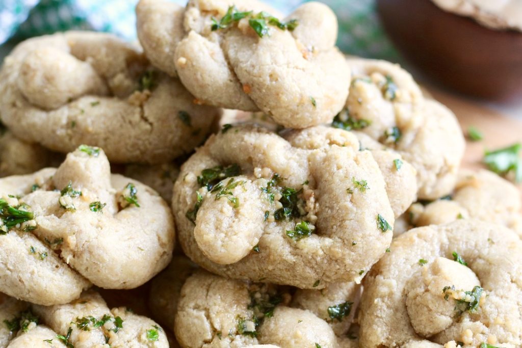 pile of gluten free garlic knots