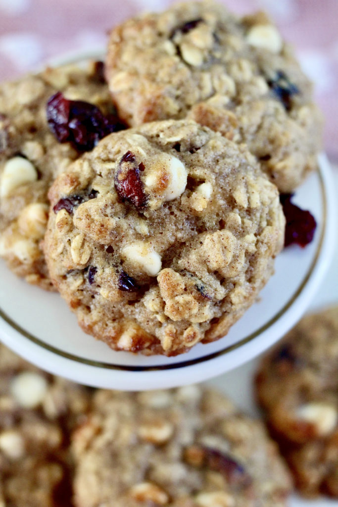 white chocolate cranberry oatmeal cookies
